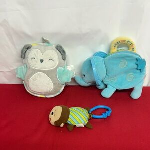 Carters lot - Vibrating Owl - Elephant crinkle book - Monkey vibrate toy